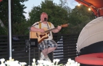 ...med Dave Stewart som trubadur Foto nr 30